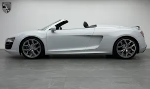 AUDI R8 Spyder 5.2 V10 Suzuka Gray Metallic R-Tronic