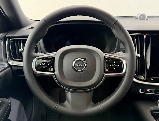 VOLVO V60 2.0 T6 TE Ultra Dark eAWD