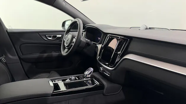 VOLVO V60 2.0 T6 TE Ultra Dark eAWD