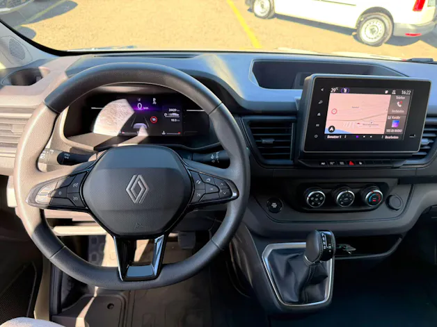 RENAULT Trafic 150 2.0 AdvL2 EN AT