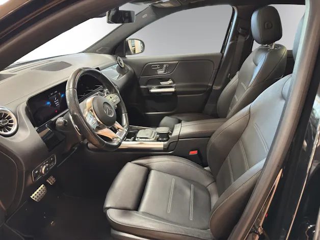 MERCEDES-BENZ GLA 35 AMG 4Matic 8G-Speedshift DCT