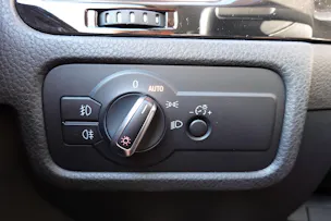 VW Touareg 3.0 TDI Tiptronic "*Véhicule Suisse * Attelage 3500 kg * Pack Confort* Interieur Cuir * Caméra 360 *"