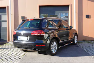 VW Touareg 3.0 TDI Tiptronic "*Véhicule Suisse * Attelage 3500 kg * Pack Confort* Interieur Cuir * Caméra 360 *"
