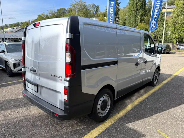 RENAULT Trafic Kaw. 3.0 t L1 H1 2.0 dCi 150 Advance AT