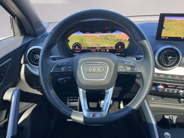 AUDI Q2 40 TFSI S line quattro S-tronic