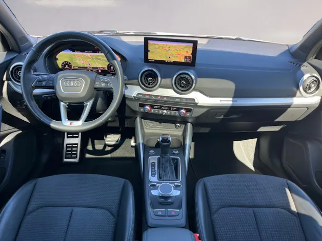 AUDI Q2 40 TFSI S line quattro S-tronic