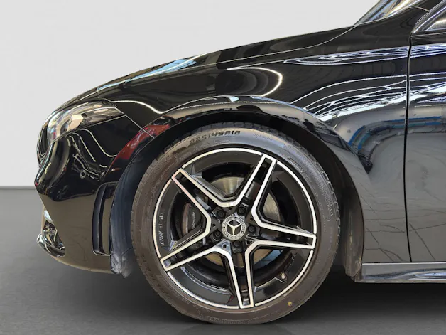 MERCEDES-BENZ A 200 AMG Line