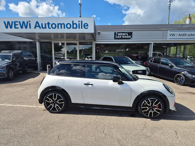 MINI Cooper John Cooper Works DKG