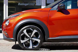 NISSAN Juke 1.0 DIG-T tekna DCT