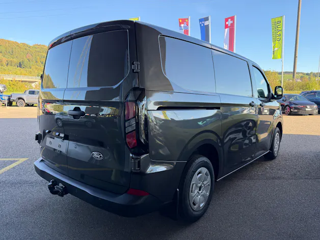 FORD Transit Custom Van PHEV 320 L1H1 Trend Automat