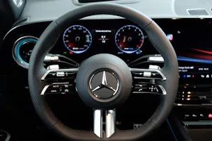 MERCEDES-BENZ GLB 220 4matic X248