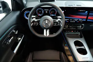 MERCEDES-BENZ GLB 220 4matic X248