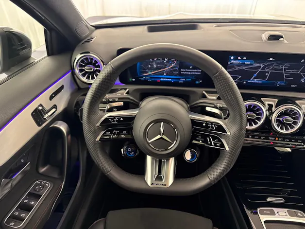 MERCEDES-BENZ A AMG 35 4Matic 8G-DCT ''CH-Auslieferung''
