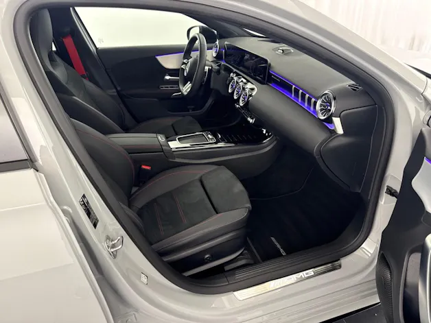 MERCEDES-BENZ A AMG 35 4Matic 8G-DCT ''CH-Auslieferung''