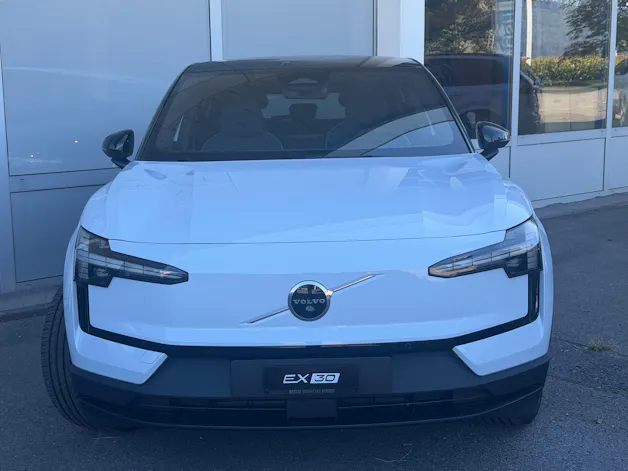VOLVO EX30 E60 69kWh Twin Ultra