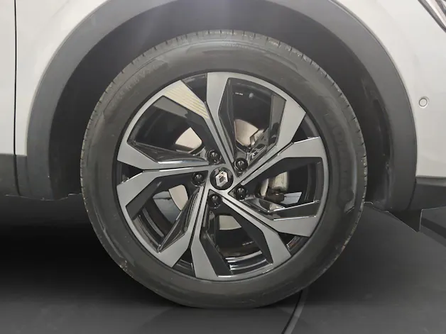 RENAULT Arkana 1.6 E-Tech Engineered