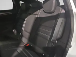 RENAULT Arkana 1.6 E-Tech Engineered