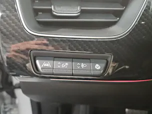 RENAULT Arkana 1.6 E-Tech Engineered