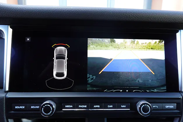 PORSCHE Macan PDK "* CH Auto * Sièges Chauffants * Tempomat Adaptatif * Caméra + Capteurs * Phares LED *"