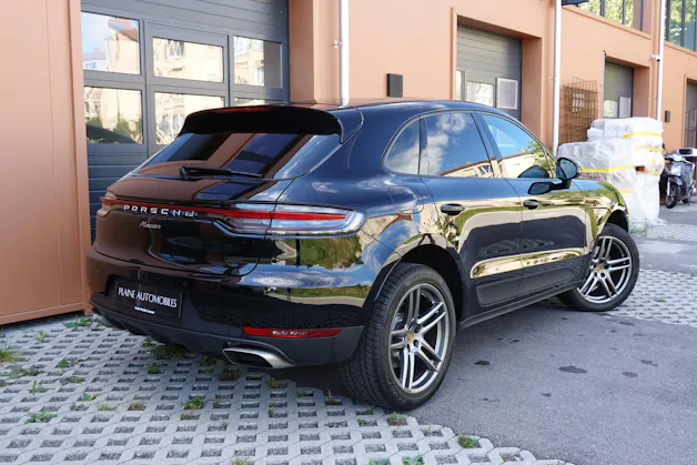 PORSCHE Macan PDK "* CH Auto * Sièges Chauffants * Tempomat Adaptatif * Caméra + Capteurs * Phares LED *"