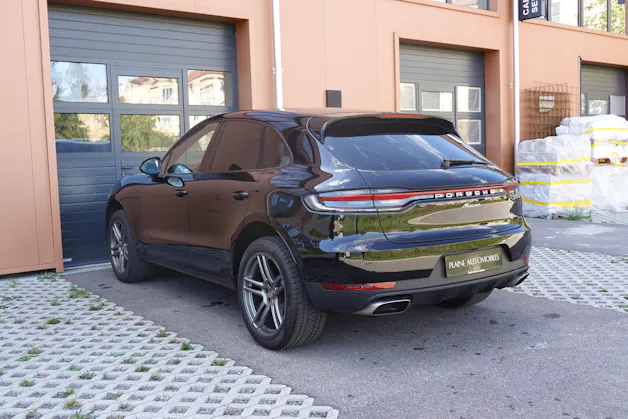 PORSCHE Macan PDK "* CH Auto * Sièges Chauffants * Tempomat Adaptatif * Caméra + Capteurs * Phares LED *"