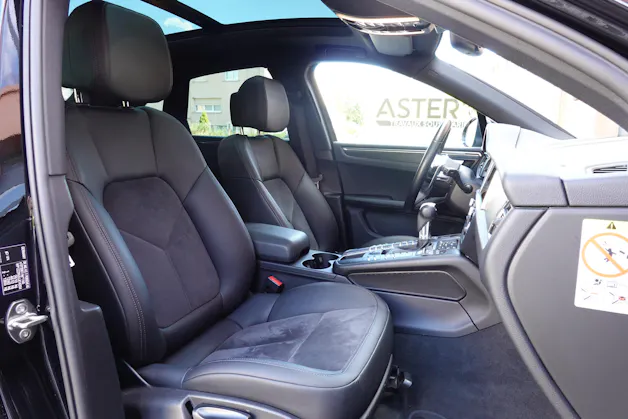 PORSCHE Macan PDK "* CH Auto * Sièges Chauffants * Tempomat Adaptatif * Caméra + Capteurs * Phares LED *"