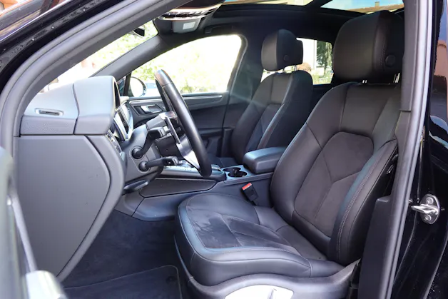 PORSCHE Macan PDK "* CH Auto * Sièges Chauffants * Tempomat Adaptatif * Caméra + Capteurs * Phares LED *"