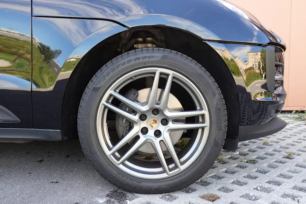 PORSCHE Macan PDK "* CH Auto * Sièges Chauffants * Tempomat Adaptatif * Caméra + Capteurs * Phares LED *"