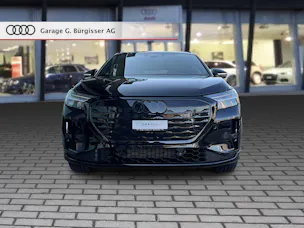 AUDI Q4 e-tron SUV quattro performance Swiss Ski Mythosschwarz Metallic