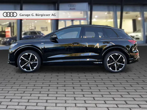 AUDI Q4 e-tron SUV quattro performance Swiss Ski Mythosschwarz Metallic