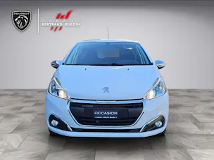 PEUGEOT 208 1.2 PureTech Style