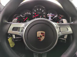 PORSCHE 911 Coupé 3.4 Carrera PDK