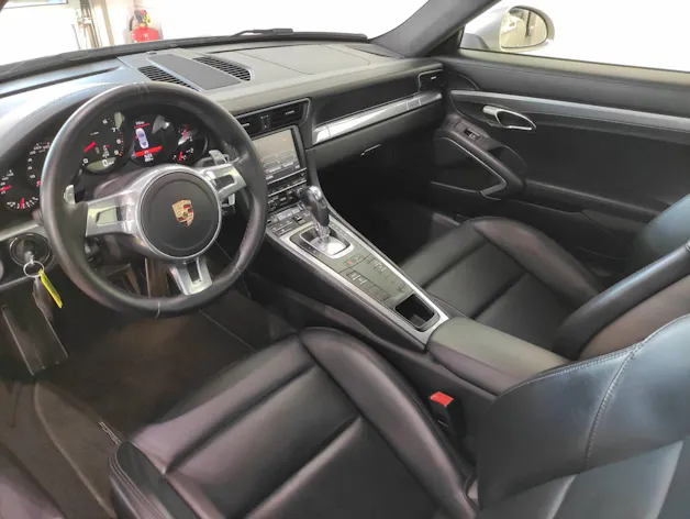 PORSCHE 911 Coupé 3.4 Carrera PDK