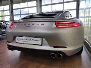 PORSCHE 911 Coupé 3.4 Carrera PDK