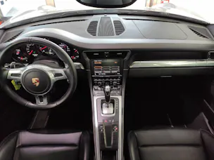 PORSCHE 911 Coupé 3.4 Carrera PDK