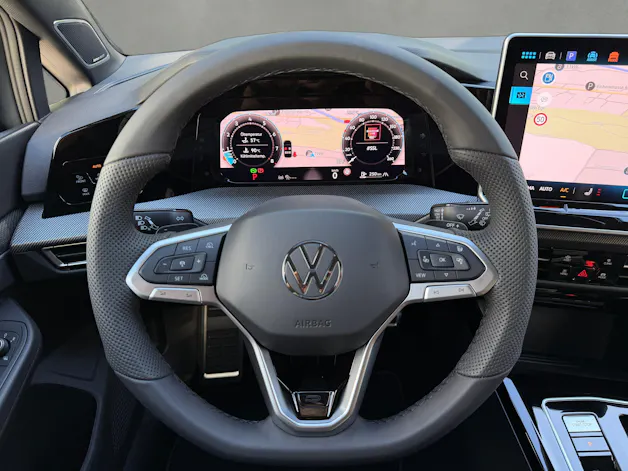 VW Golf Variant 2.0 TSI R-Line DSG 4 Motion