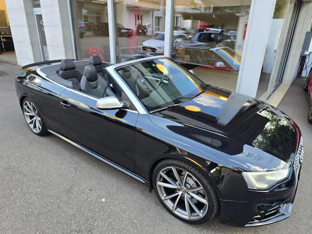 AUDI RS5 Cabrio 4.2 FSI quattro S-tronic