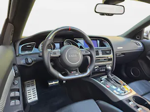 AUDI RS5 Cabrio 4.2 FSI quattro S-tronic