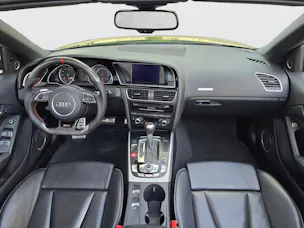 AUDI RS5 Cabrio 4.2 FSI quattro S-tronic