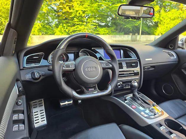 AUDI RS5 Cabrio 4.2 FSI quattro S-tronic