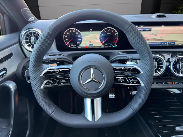 MERCEDES-BENZ A 250 4Matic 8G-DCT