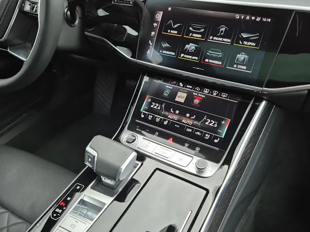 AUDI A8 60 TFSI e quattro tiptronic