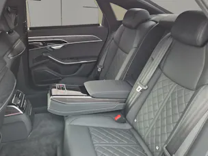 AUDI A8 60 TFSI e quattro tiptronic