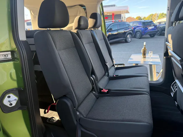 VW Caddy Maxi 2.0 TDI California DSG Golden Green