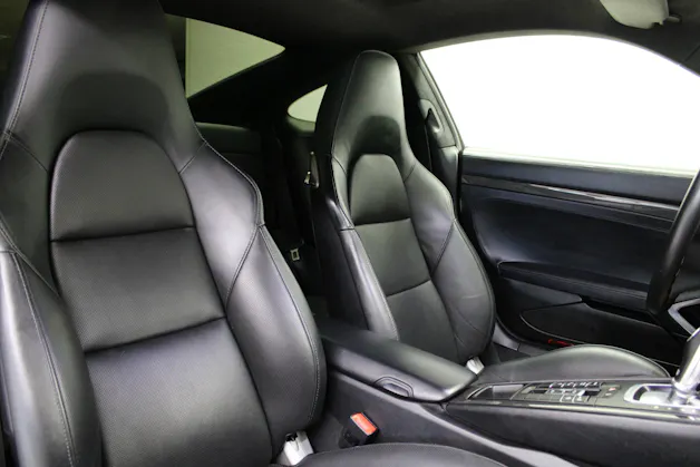 PORSCHE 911 Turbo S PDK