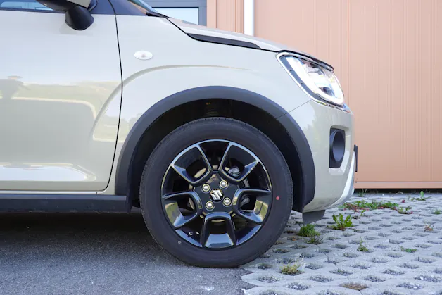 Suzuki Ignis 1.2i Compact+ Hybrid "* CH Auto * 3 ans de G0arantie * Clim Auto * Caméra * Apple Car Play * Capteurs *"