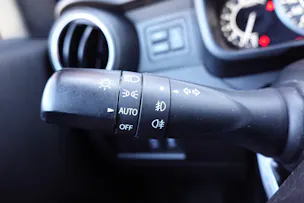 Suzuki Ignis 1.2i Compact+ Hybrid "* CH Auto * 3 ans de G0arantie * Clim Auto * Caméra * Apple Car Play * Capteurs *"