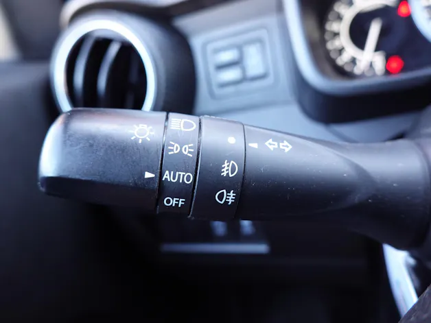 Suzuki Ignis 1.2i Compact+ Hybrid "* CH Auto * 3 ans de G0arantie * Clim Auto * Caméra * Apple Car Play * Capteurs *"