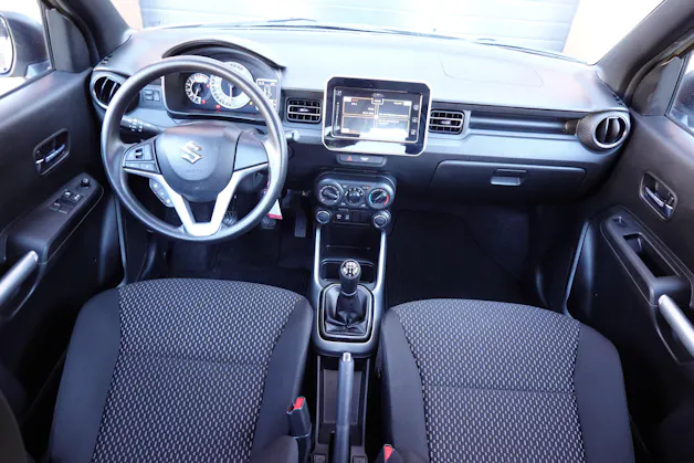 Suzuki Ignis 1.2i Compact+ Hybrid "* CH Auto * 3 ans de G0arantie * Clim Auto * Caméra * Apple Car Play * Capteurs *"