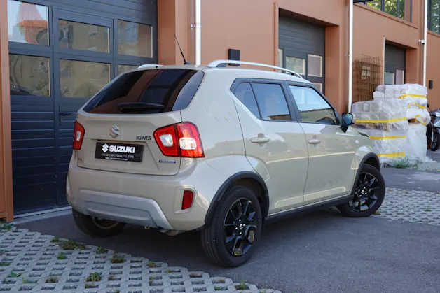 Suzuki Ignis 1.2i Compact+ Hybrid "* CH Auto * 3 ans de G0arantie * Clim Auto * Caméra * Apple Car Play * Capteurs *"